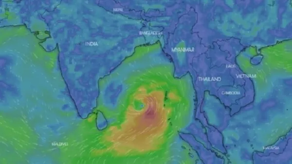 আঘাত হানতে পারে যে সময়