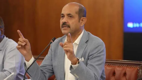 খাল দখলদারদের কোনো ছাড় দেওয়া হবে না: মেয়র আতিকুল