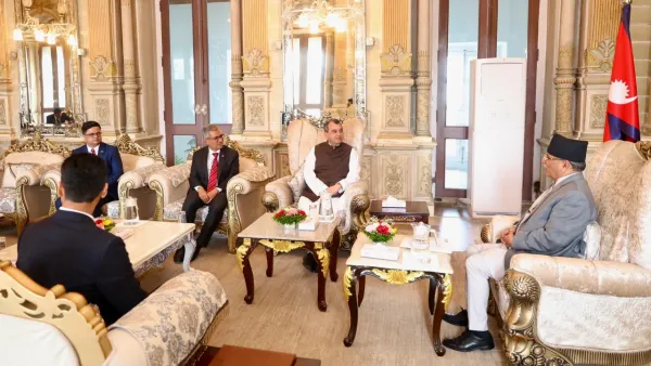 নেপালের প্রধানমন্ত্রীর সঙ্গে পরিবেশমন্ত্রীর দ্বিপক্ষীয় বৈঠক