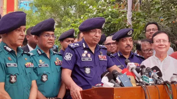 বাংলাদেশ সাম্প্রদায়িক সম্প্রীতির অনন্য নজির স্থাপন করেছে: আইজিপি