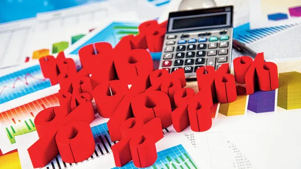 সুদের বোঝা ভারী হচ্ছে