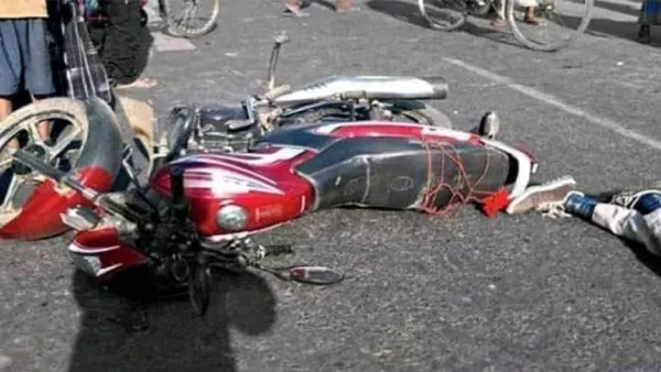 চরফ্যাশনে সড়কে ঝরল তাজা দুই প্রাণ