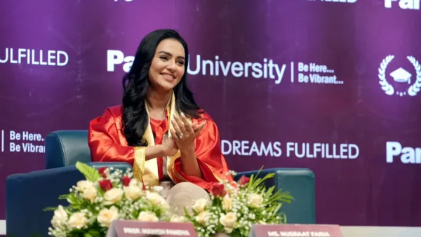 ভারতের শিক্ষার্থীদের জীবনের গল্প শোনালেন ফারিয়া