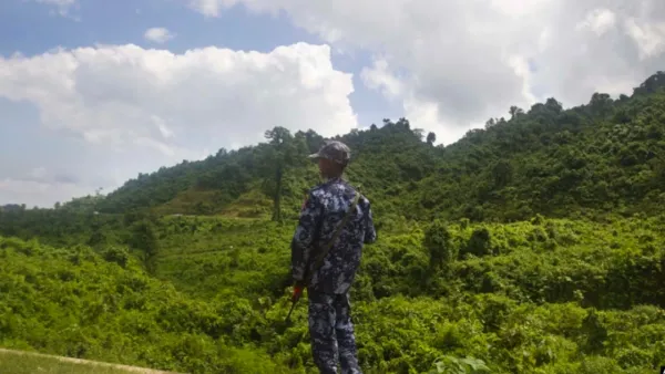 মিয়ানমারে রোহিঙ্গাদের ওপর নতুন করে নৃশংসতা চলছে
