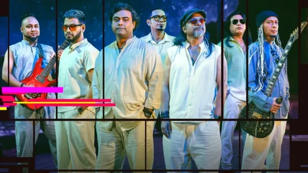 আলোচনায় ওয়ারফেজের ‘অবাক ভালোবাসা’