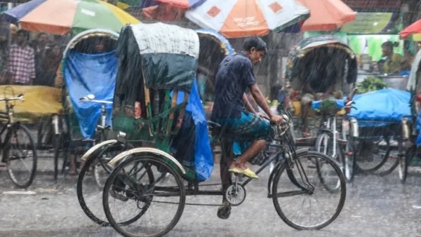 রিমালের প্রভাবে রাজধানীতে বৃষ্টি, দমকা বাতাস