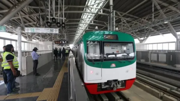 দুই ঘণ্টা বন্ধ থাকার পর ফের চালু হলো মেট্রোরেল