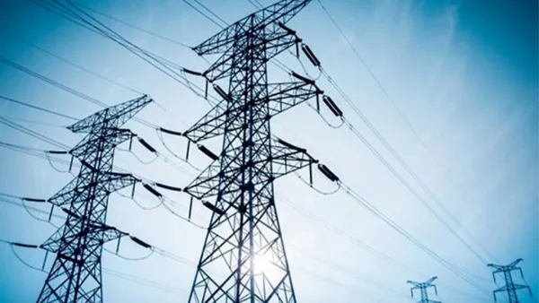 অর্ধেক গ্রাহক বিদ্যুৎহীন