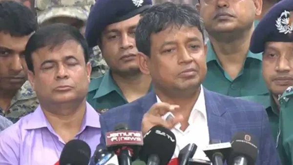 ঢাকায় ফিরে যা বললেন ডিবির হারুন