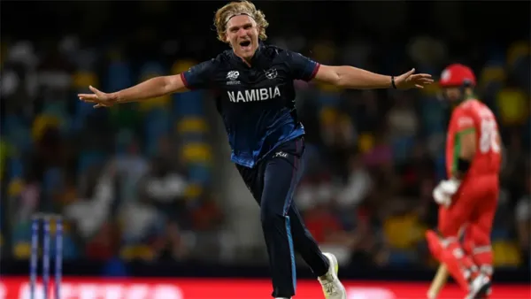 ১০৯ রানে গুটিয়ে গেল ওমান