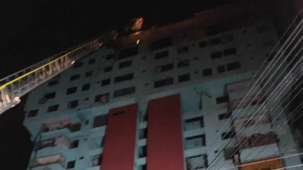পুরানা পল্টনে বহুতল ভবনের আগুন নিয়ন্ত্রণে