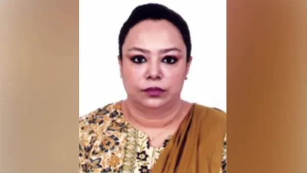 সাবেক কর কমিশনারের বিদেশযাত্রায় নিষেধাজ্ঞা