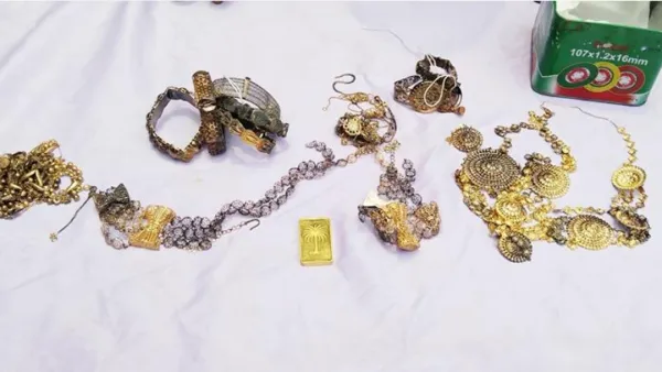 ৪৮ ভরি স্বর্ণ পাওয়া গেল গোয়ালঘরে