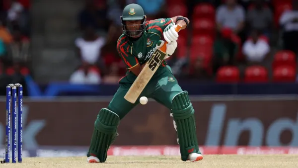 পঞ্চাশ পার করতেই নেই ৬ উইকেট, কঠিন বিপদে বাংলাদেশ