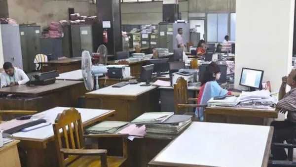 ছুটি শেষ, আজ থেকে অফিস চলবে নতুন সূচিতে