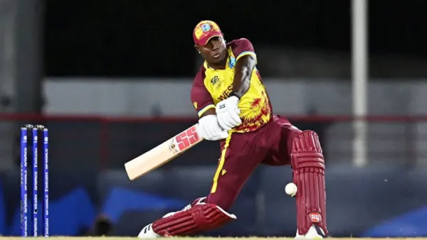 ইংল্যান্ডের সামনে চ্যালেঞ্জিং লক্ষ্য দিল ওয়েস্ট ইন্ডিজ