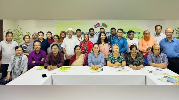 জলবায়ু ঝুঁকি মোকাবিলায় বাংলাদেশ-কম্বোডিয়ার শ্রমিক নেতাদের অভিজ্ঞতা বিনিময়