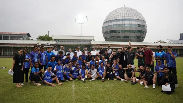 এআইইউবি-ফিলিস্তিনি ছাত্রদের প্রীতি ফুটবল ম্যাচ অনুষ্ঠিত