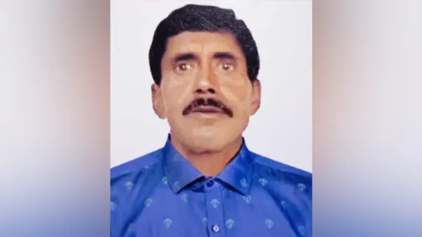 মসজিদের পাশে বৃদ্ধের রক্তাক্ত মরদেহ, ফজরের নামাজে গিয়ে দেখলেন ইমাম