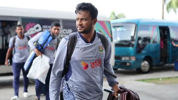 বিশ্বকাপ মিশন শেষে দেশে ফিরেছে বাংলাদেশ দল