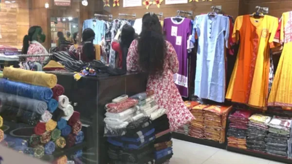 ঢাকার যেসব মার্কেট ও দোকানপাট সোমবার বন্ধ