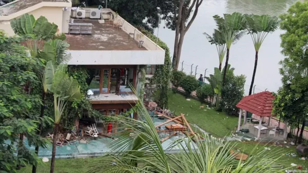 কোণঠাসা জঙ্গিরা সক্রিয় অনলাইনে