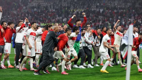 ১৬ বছর পর ইউরোর শেষ আটে তুরস্ক