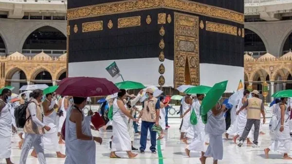 হজ শেষে দেশে ফিরেছেন ৪৩ হাজার ৮৩ হাজি