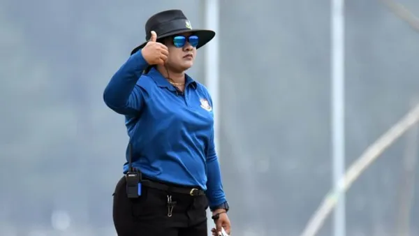 এশিয়া কাপে প্রথম বাংলাদেশি নারী আম্পায়ার জেসি