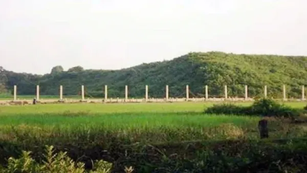 মিয়ানমারের মর্টার শেল-বোমা বিস্ফোরণে কাঁপছে টেকনাফ সীমান্ত এলাকা