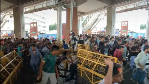 পুলিশের ব্যারিকেড ভেঙে ফেললেন কোটাবিরোধীরা