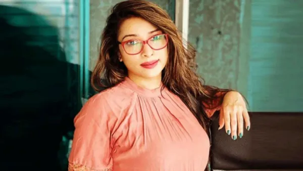 ডা. সাবরিনাসহ ৭ জনের বিরুদ্ধে দুদকের মামলা