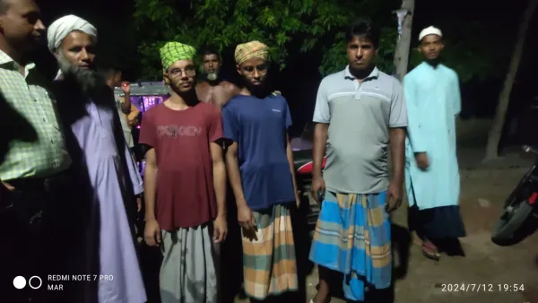 দুই মাদ্রাসা ছাত্রের ভারতে প্রবেশ, পতাকা বৈঠকের পর হস্তান্তর