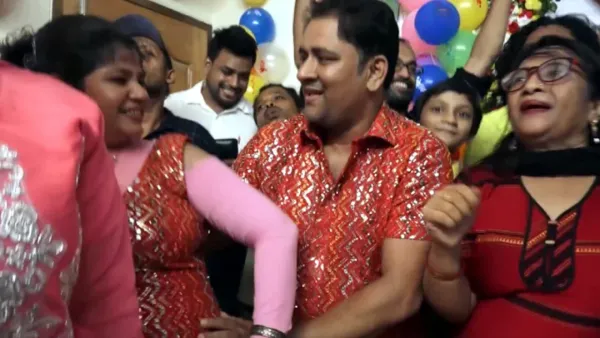 ডিরেক্টরস গিল্ডের অনুষ্ঠানে অশোভন নাচ, চলছে সমালোচনা