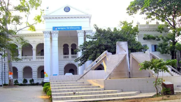 আন্দোলন চালিয়ে যাওয়ার ঘোষণা জবি শিক্ষক সমিতির