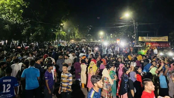 টিএসসি ছেড়ে হলে ফিরলেন ঢাবি শিক্ষার্থীরা