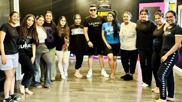 নারী ভক্তের কাণ্ডে বিস্মিত জায়েদ খান