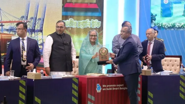 টানা দশবার ‘জাতীয় রপ্তানি পুরস্কার’ পেল সার্ভিস ইঞ্জিন লিমিটেড