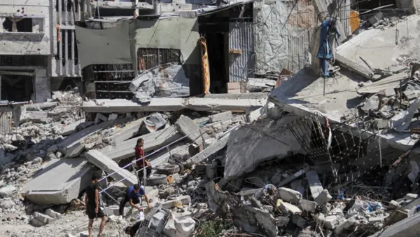 ইসরায়েলের ভয়াবহ হামলায় নিহত ১২৯ ফিলিস্তিনি