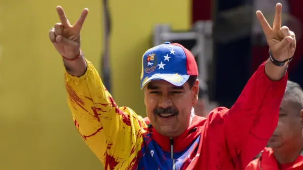 টানা তৃতীয়বার ক্ষমতায় মাদুরো