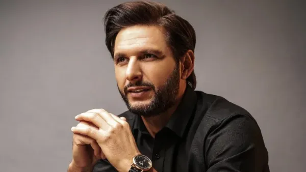 জামাই শাহিনকে নিয়ে কথা বলাই ছেড়ে দিয়েছেন আফ্রিদি