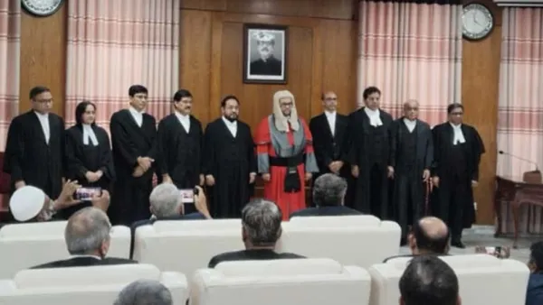 শপথ নিলেন স্থায়ী নিয়োগ পাওয়া হাইকোর্টের ৯ বিচারপতি
