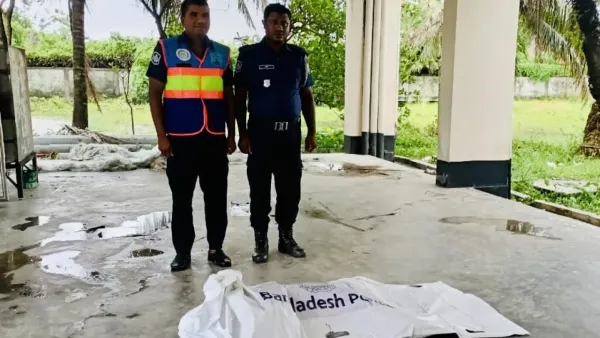 সৈকতে ভেসে এল অজ্ঞাত ব্যক্তির মরদেহ