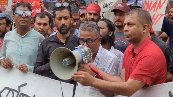 আমরা 'সুবিধাবাদী', তাই নতুন প্রজন্মকে দায়িত্ব দিয়েছি: অমিতাভ রেজা