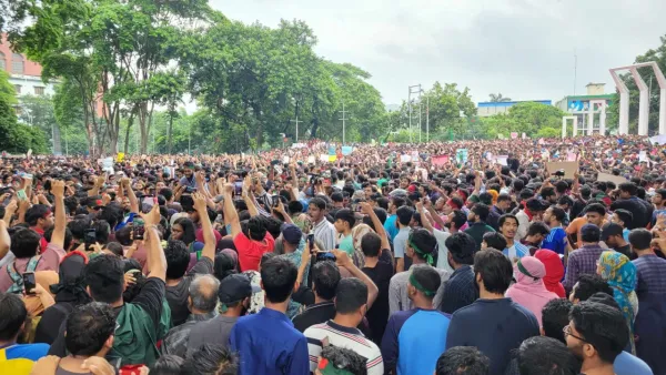 আর এক মিনিটও এই সরকার থাকবে না: নাহিদ