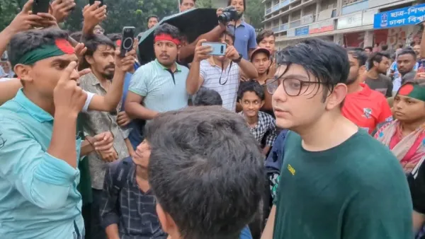 সংহতি জানাতে এসে পালিয়ে বাঁচলেন ‘রাফসান দ্য ছোট ভাই’ (ভিডিও)