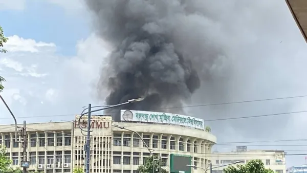 বঙ্গবন্ধু মেডিকেলে ভয়াবহ আগুন