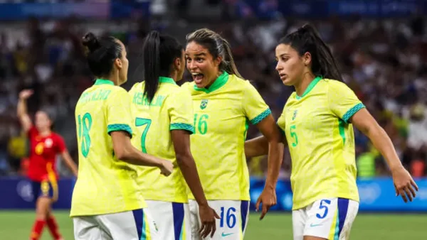 স্পেনকে হারিয়ে ১৬ বছর পর ফাইনালে ব্রাজিল