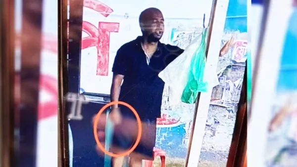 সড়কে শিক্ষার্থীদের ওপর হামলা, নিহত হামলাকারী