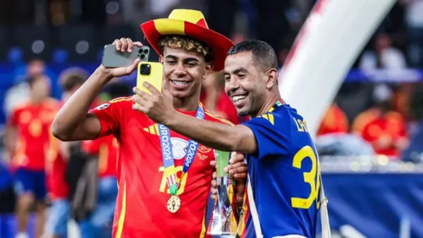 বার্সা তারকা ইয়ামালের বাবাকে ছুরিকাঘাত